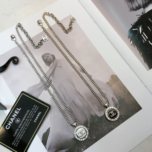 Chanel Black & White Diamond Gold 18K Gold Necklace
