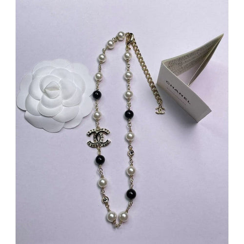 Chanel Black & White Pearls 18K Gold Necklace